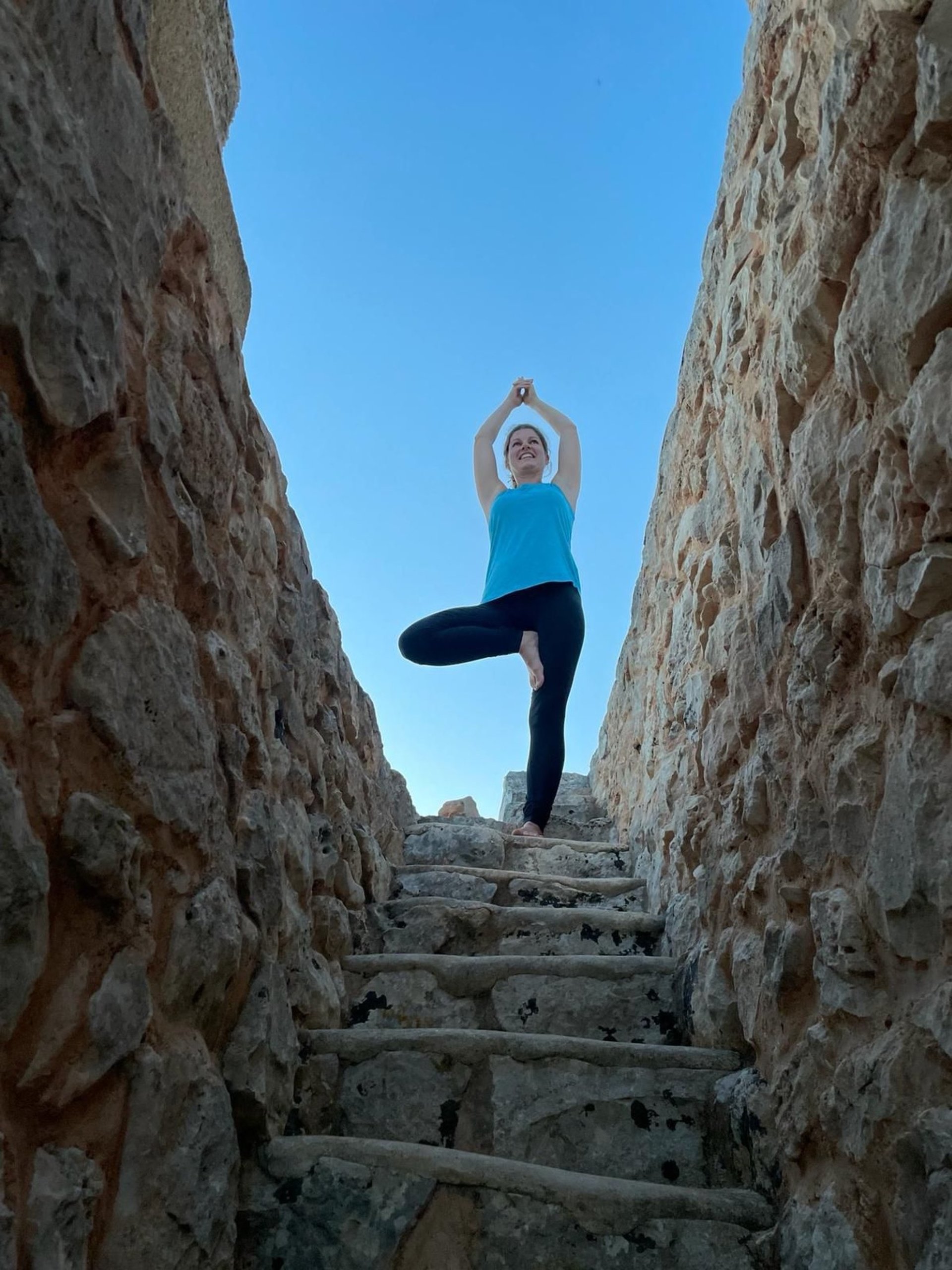 Candolah Yoga – Treppenpose